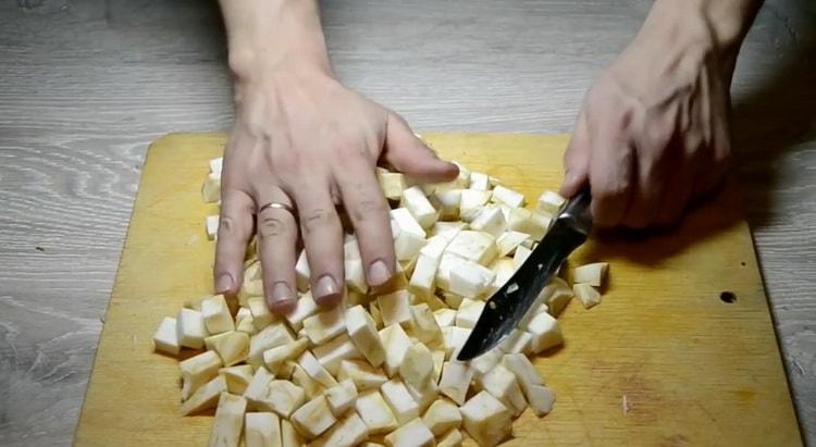 Cooking celery with a simple recipe