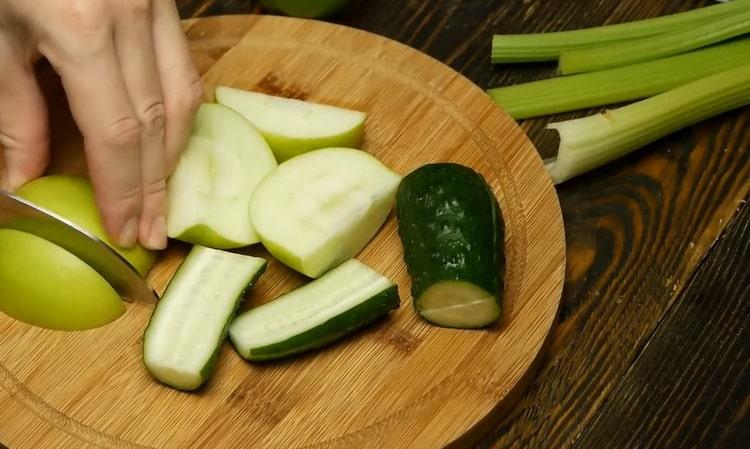 Pour préparer le jus, préparez les ingrédients