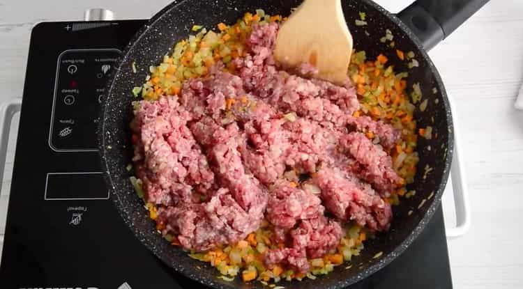 To make spaghetti bolognese, saute the minced meat