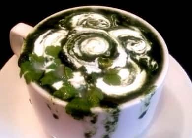 Creamy spinach cream soup