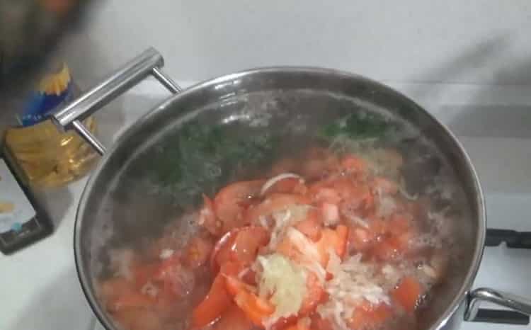 Add vegetables to make soup