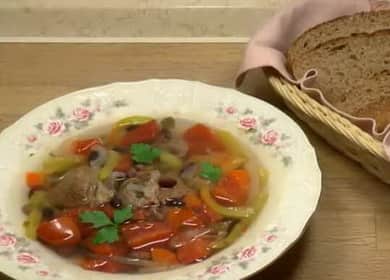 How to learn to cook a delicious soup with beans and meat 🥣