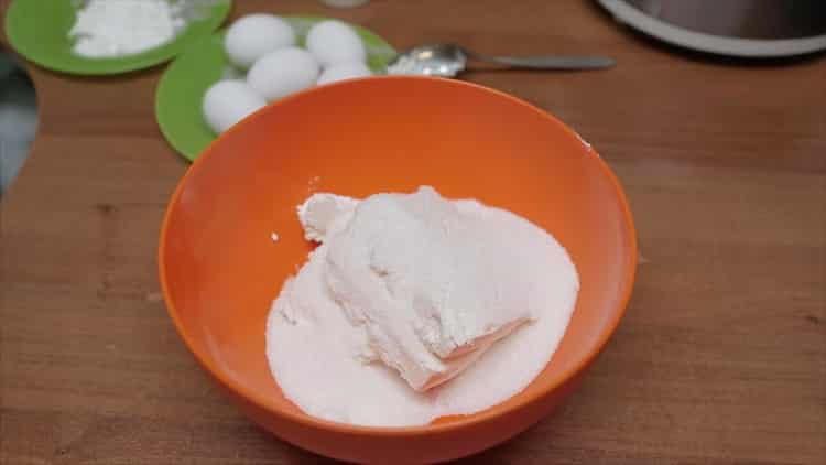 Cuisson du pouding au lait cuit dans une mijoteuse