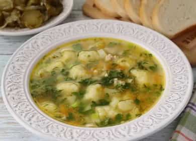 sopa de albóndigas está lista