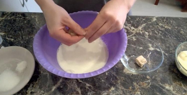Cooking the dough on mayonnaise