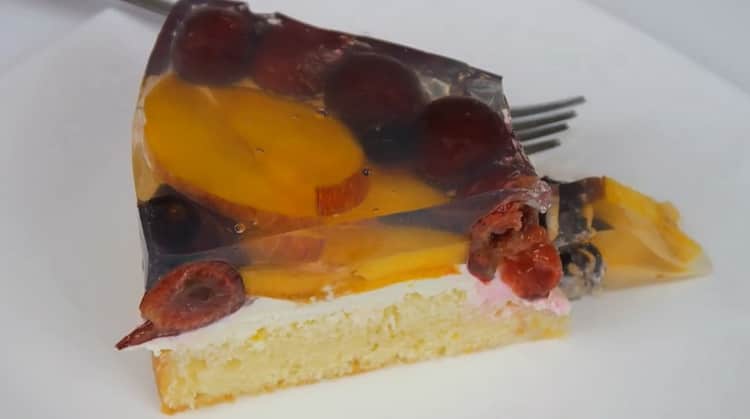 cake with jelly and fruit is ready