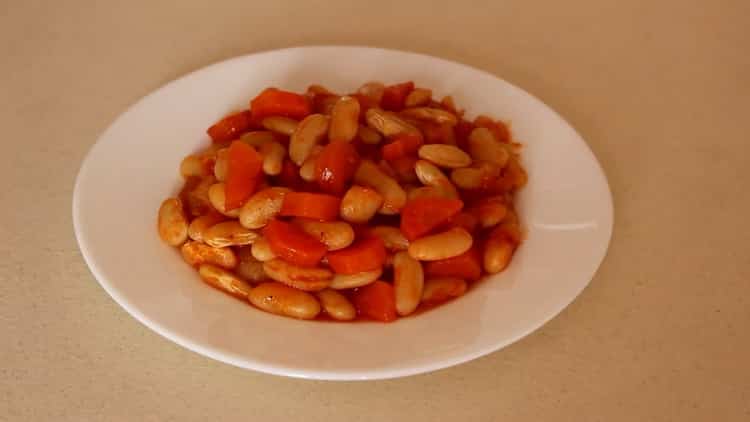 braised bean in a slow cooker is ready