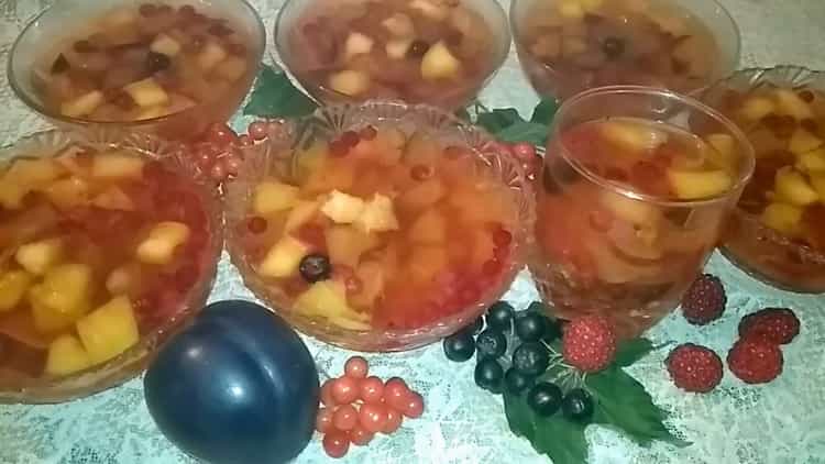 fruit jelly ready