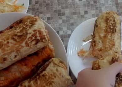 How to learn how to cook delicious homemade shawarma with chicken in pita bread