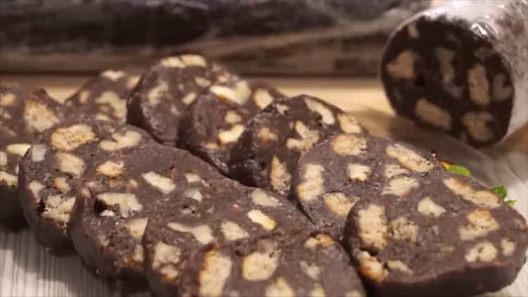 Saucisse au chocolat - une délicieuse recette de l'enfance