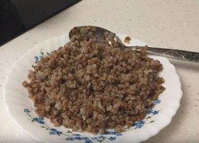Delicious buckwheat porridge on the water: cook according to a step by step recipe with a photo.