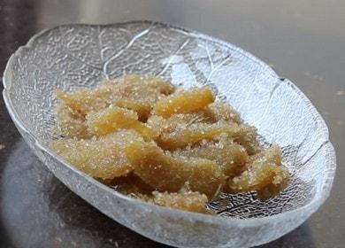 Jengibre en azúcar sabroso y saludable: cocinamos según una receta paso a paso con una foto.