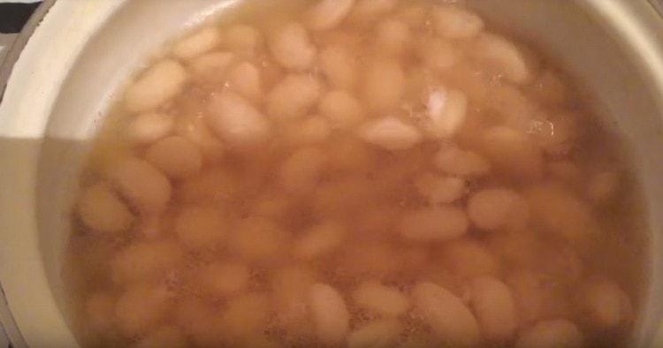 Cook the beans for 50 minutes.