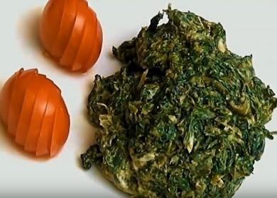 A delicious recipe for preparing frozen spinach: cook with step by step photos.