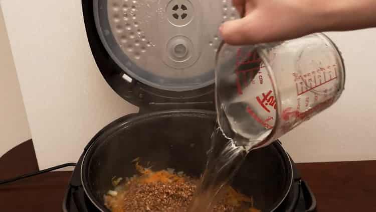 Ajouter de l'eau pour cuisiner