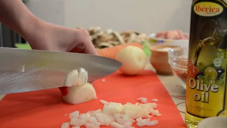 To make buckwheat, chop the onion