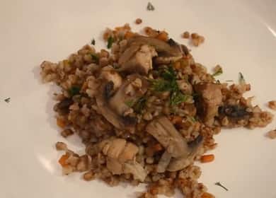 Buckwheat with meat and mushrooms - such a lunch or dinner can be delicious to feed the whole family 🍲