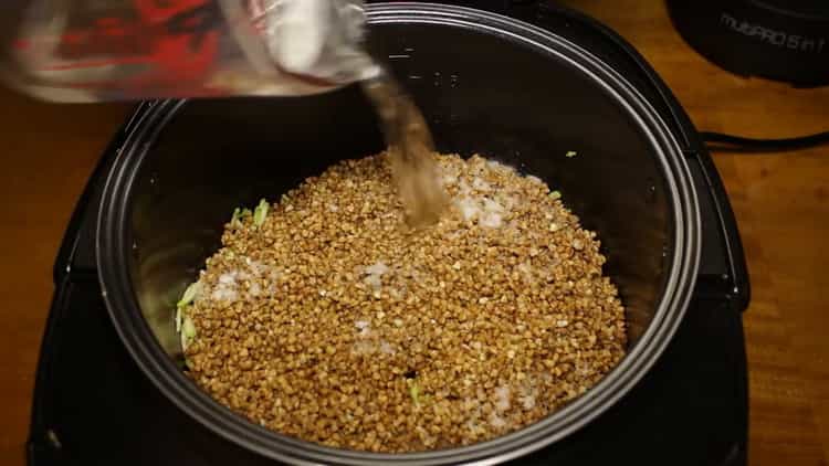 Combine the ingredients to make buckwheat