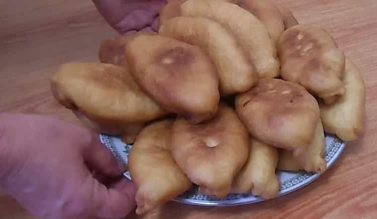 fried pies with apples ready