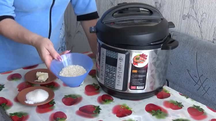 Comment faire cuire une bouillie de riz avec du lait dans une mijoteuse Redmond