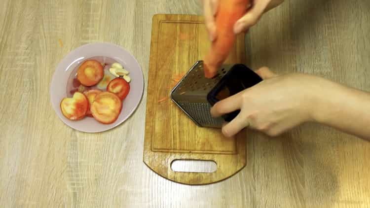 Grate carrots for cooking