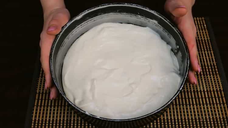 To make a cake, prepare a biscuit mold