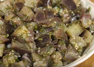 Nous cuisinons des aubergines rapidement et savoureuses Comme des champignons - une recette simple