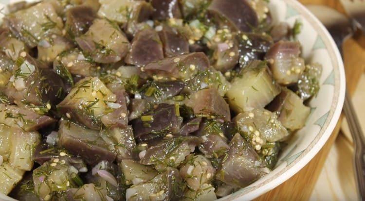 As you can see, eggplants, like mushrooms, can be cooked quickly and tasty about this recipe.