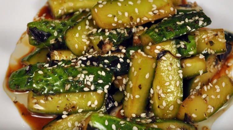 This is truly the most delicious Korean fried cucumber recipe.