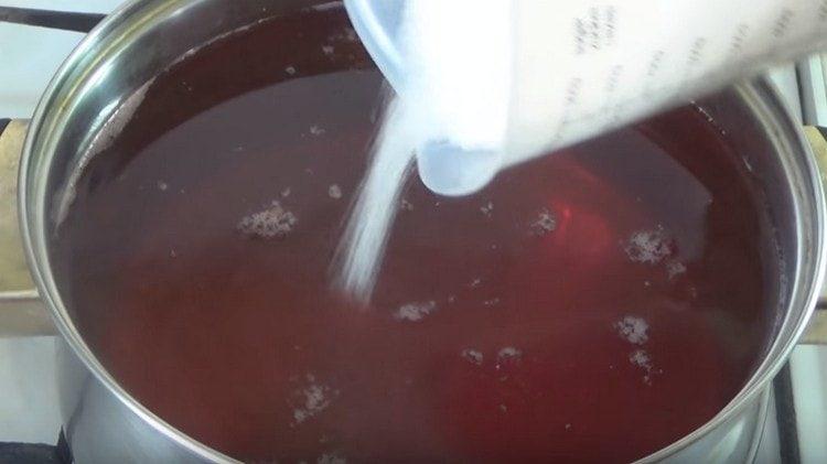 Cook the syrup by adding sugar.