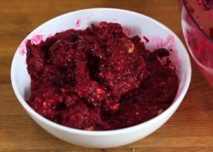 We prepare a simple lean beet salad according to a step-by-step recipe with a photo.