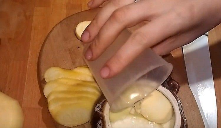 Add water to the turnip.