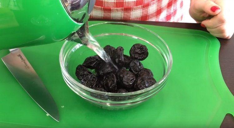 Pour prune with boiling water.