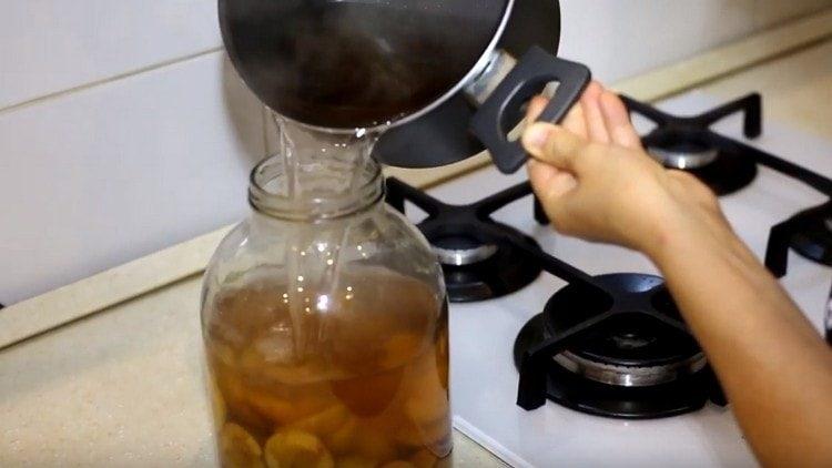 After boiling, pour the syrup back into the jar.