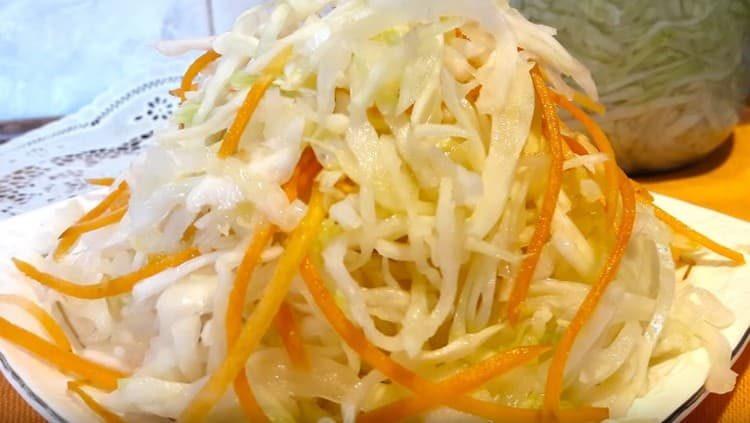 Here is a delicious daily cabbage can be prepared according to this recipe.