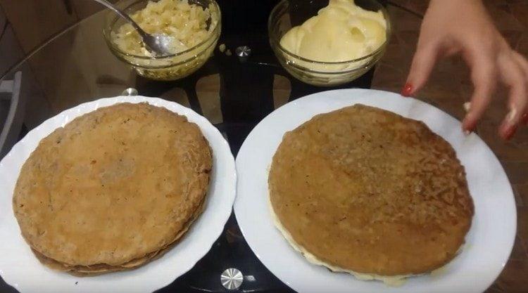 Nous recueillons le gâteau au foie.