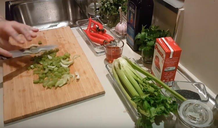 chop the celery stalks.