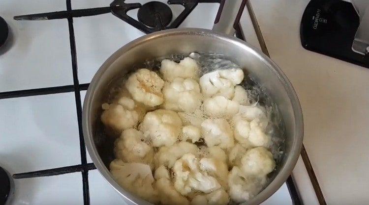 Cauliflower pre-boil.