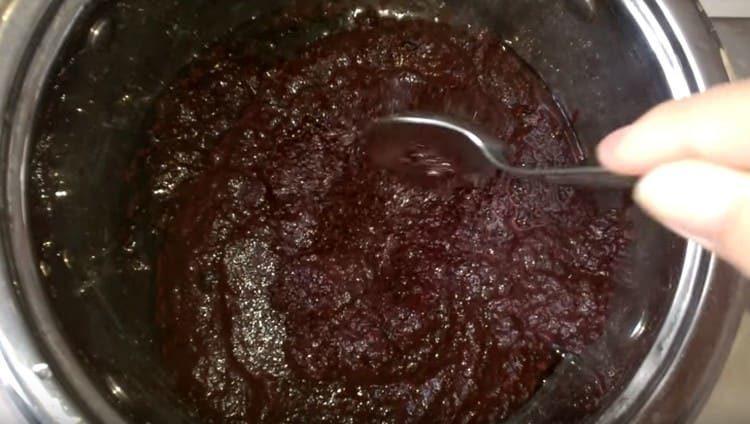 Grind the berries in a puree with a blender.
