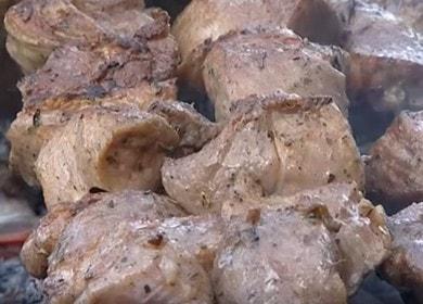 Kako naučiti kako kuhati ukusan roštilj na armenskom 🍢