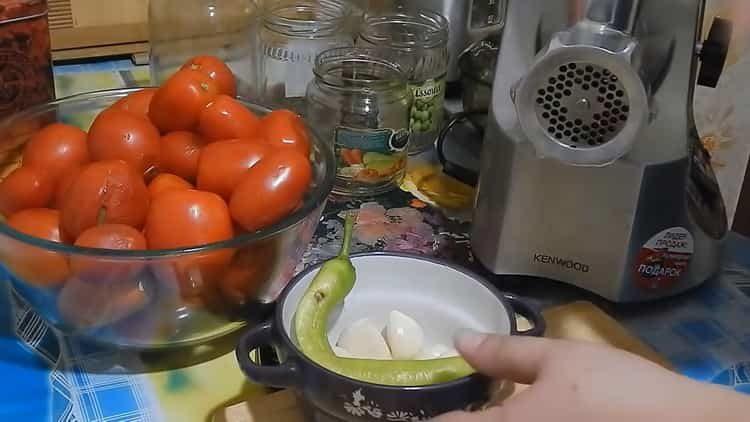 Cómo cocinar adjika sin cocinar