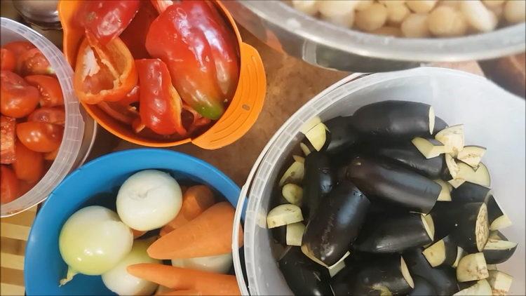 Cooking Eggplant with Beans