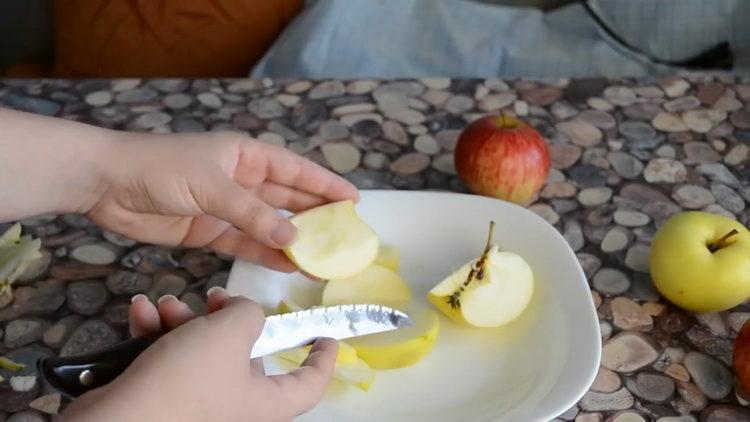 Para cocinar, picar manzanas