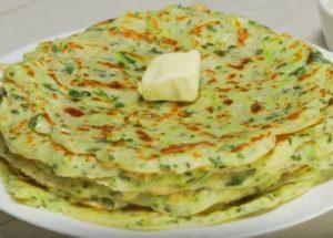 We prepare fragrant pancakes from zucchini according to a step-by-step recipe with a photo.