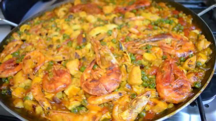 Paella espagnole aux fruits de mer 🍲