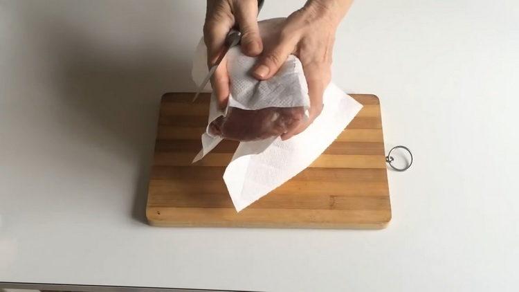 Cómo cocinar carne de cerdo al horno en papel de cerdo