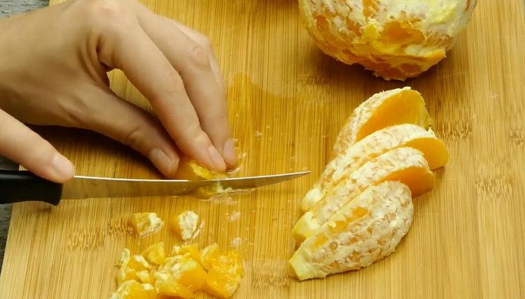 hacher les oranges