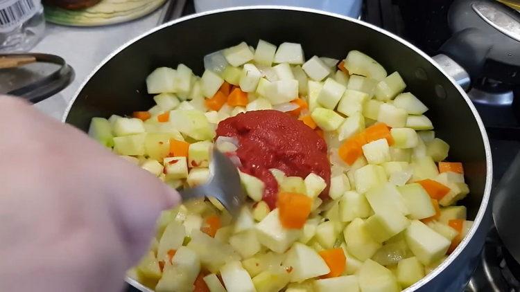 Comment préparer du caviar de courge avec des carottes et de la mayonnaise