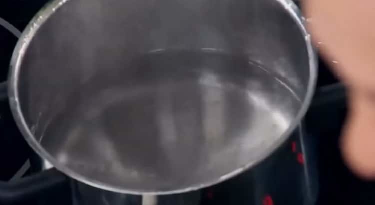 How to cook pasta in a pan - a step by step recipe with photos