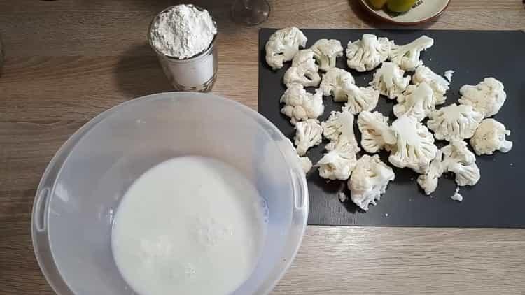 Cauliflower batter according to a step by step recipe with photo